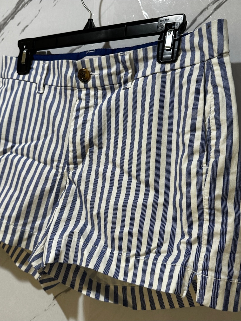 Blue & White Striped Stretch Shorts Size 8 Summer Coastal - Picture 9 of 9